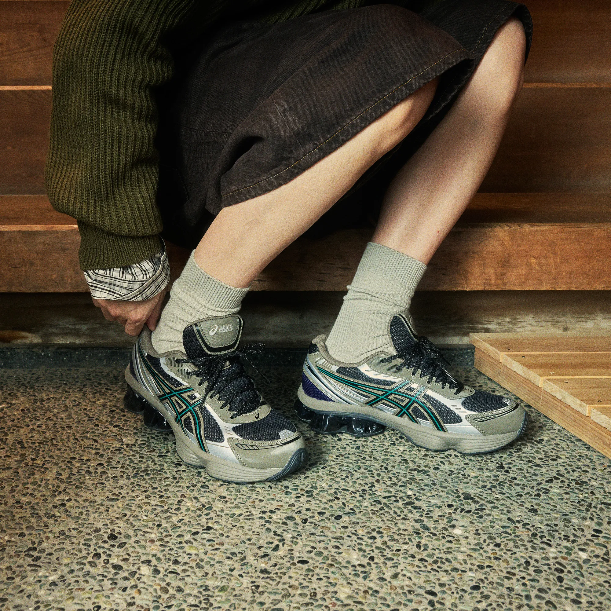 ASICS SportStyle - GEL-KINETIC FLUENT (black / dark taupe)