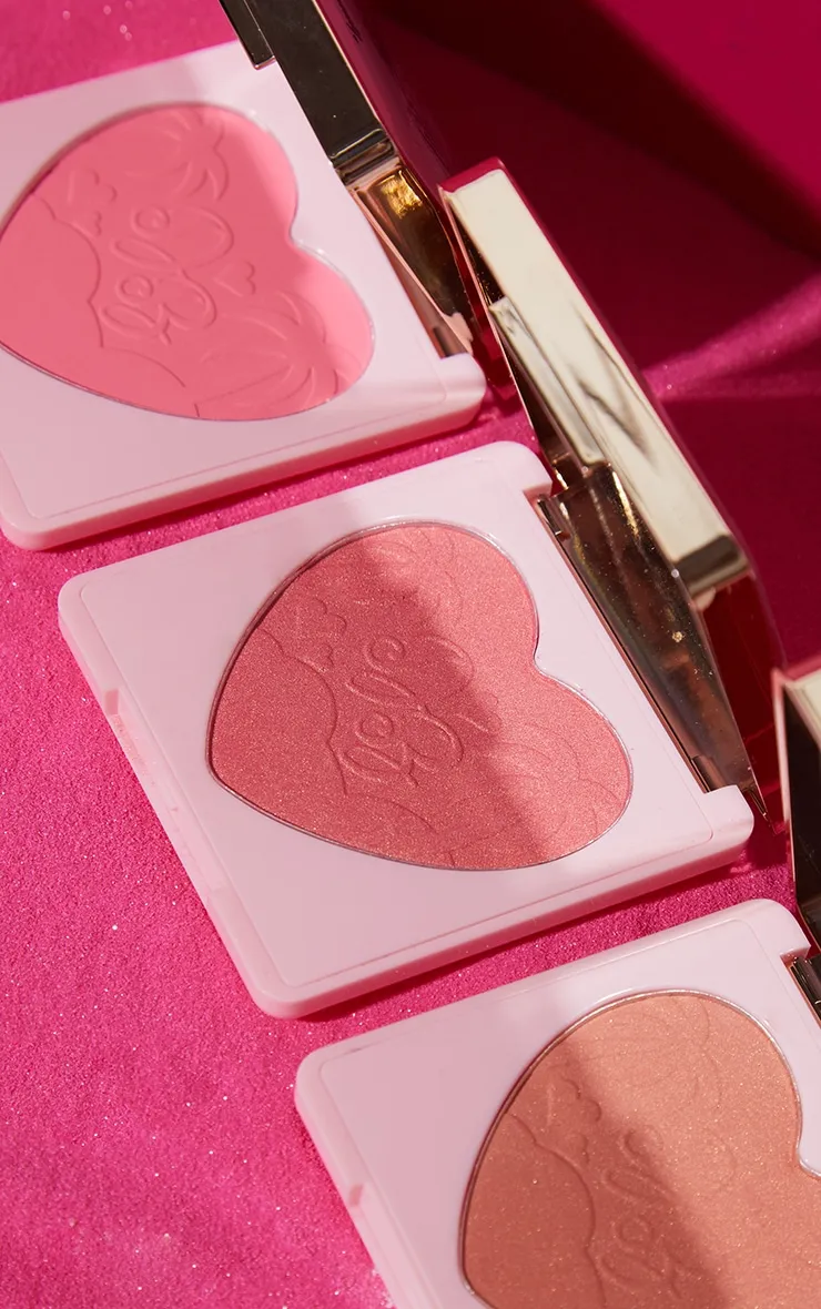 Doll Beauty Blush Pretty Fly Dolliday