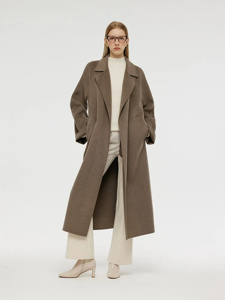 Manteau enveloppant en cachemire et laine pour femmes