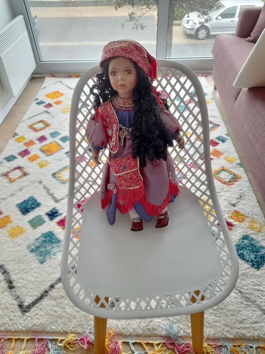 POUPEE PORCELAINE ORIGINELLE