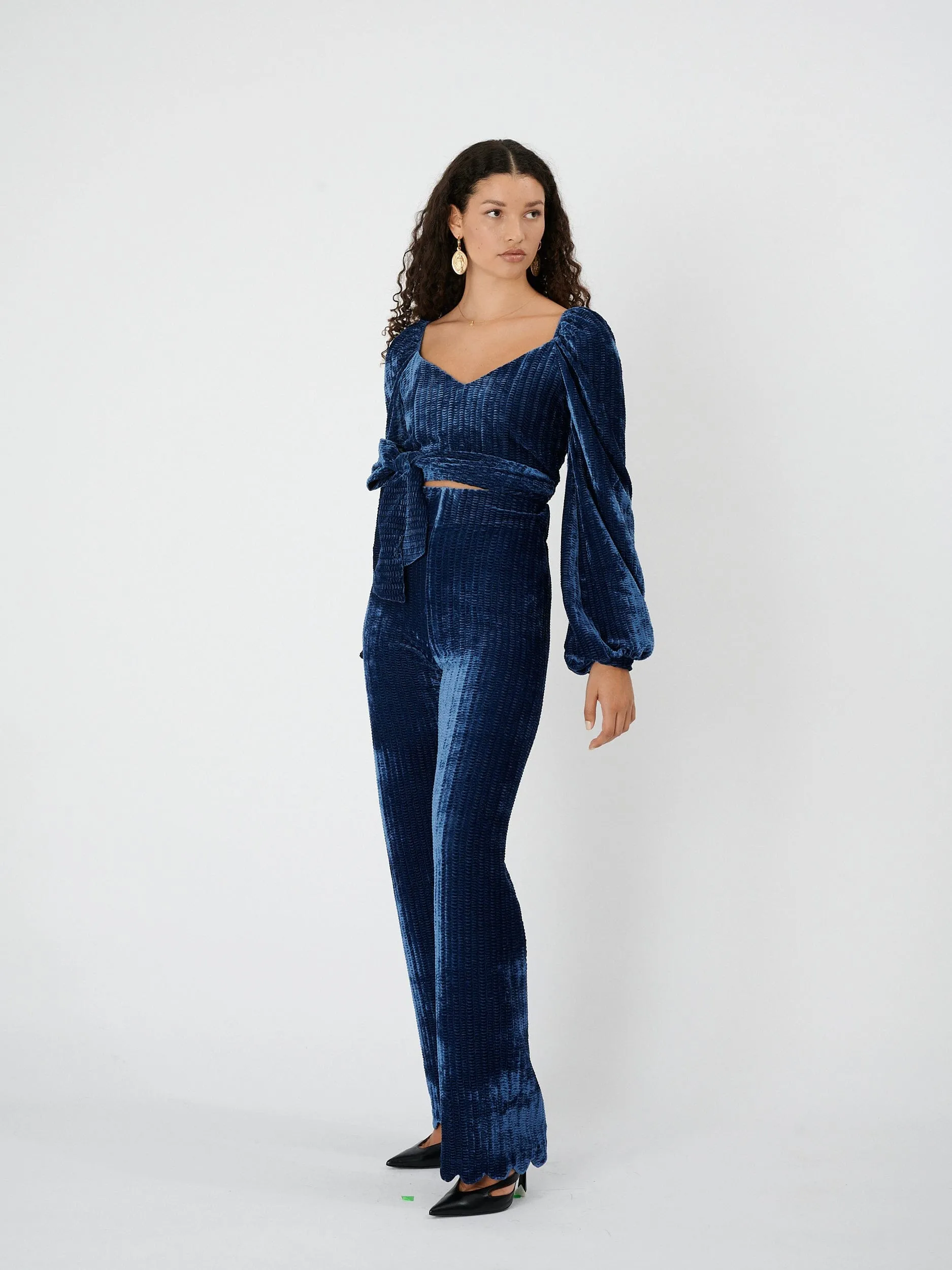 SPERONE - Blouse cropped cache-cur à nouer manches longues en velours Navy